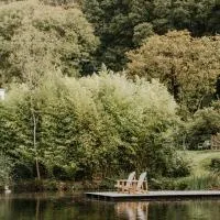 Gîtes du Bulz, en pleine forêt proche de la mer, hotel u gradu Pleyber-Christ
