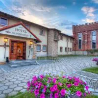 Hotel na Podzamczu, ξενοδοχείο σε Tarnowskie Gory
