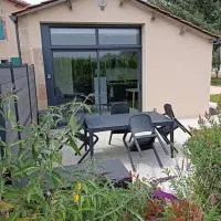 GITE LA POISSONNIERE, hotel di Sevremont