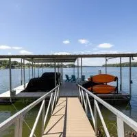 New Home, Dock, Kayaks, Game Room, Water Views, hotel a Winchester