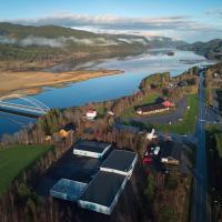 Lyngen Fjordhotell, khách sạn gần Namsos Airport - OSY, Sjøåsen