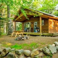 Mersey River Chalets a nature retreat، فندق في Caledonia