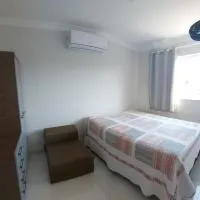 Apartamento Praia Ponta da Fruta para até 4 pessoas 203, Hotel in Vila Velha