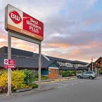 Best Western Plus Emerald Isle Hotel、シドニーにあるビクトリア国際空港 - YYJの周辺ホテル