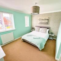 Greville House - Luxury 3 Bedroom With FREE Parking