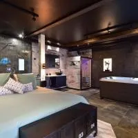La Forge By CV - Jacuzzi, Sauna, plat repas et petit déjeuner, hotelli kohteessa Eppe-Sauvage