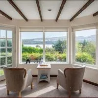 Loch Ness Cottages, hotel em Brackla