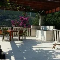 Apartments Husanovic โรงแรมในโมโกชิซา