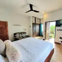 'The Solace' New Luxury Modern 1Bed 1Bath Apt., Hotel in Portmore