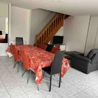 Gîte à la campagne - 8 personnes, hotel en Argentré