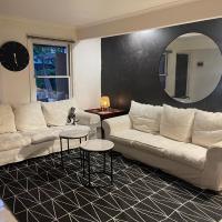 Luxury Fitzroy House, hotel in: Fitzroy, Melbourne