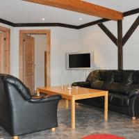 6 Bedroom Gorgeous Apartment In Slen, hotel near Scandinavian Mountains Airport - SCR, Sälen