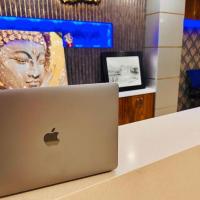 Hotel Apple Inn n Suites, New Delhi