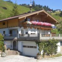 Sunlit Apartment near Ski Area in Hollersbach im Pinzgau