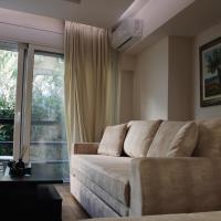 The Ellinikon - Metro Apartment, hotel in Elliniko, Athens