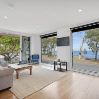 Bribie Waters Apartment, hotel di Bongaree