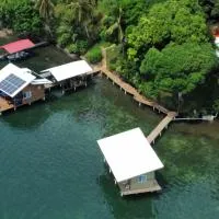 Ponci’s Gate to Gaia Holistic Center, hotell sihtkohas Bocas Town