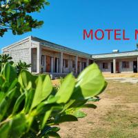 MOTEL M1, hotel in Manantenina