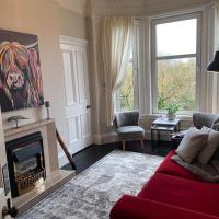 Beautiful traditional flat in the center of Largs.