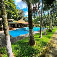 El encanto tropical, a minutos del IRTRA، فندق بالقرب من Retalhuleu Airport - RER، Ajaxá