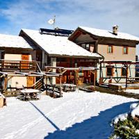 Hotel Chacaril, hotel di Pila