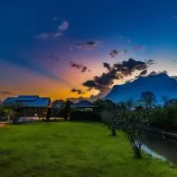 The Wes Village, incl free Breakfast & free today's dish Thai food dinner, hotel i Chiang Dao