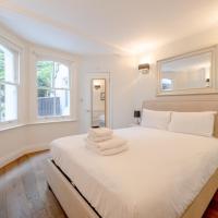 Gorgeous 2BD Flat with Patio - South Kensington!