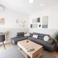 Iviskos Apartment - Hellenic Apartments Avlona, hotel i Oinófita