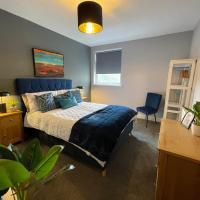 5- Large 1 bed Apartment- West Midlands