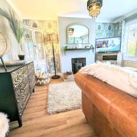 Spacious lovely 3 Bed House in Keyworth Nottingham suit CONTRACTORS OR FAMILY