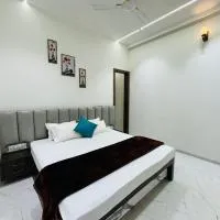 KRISHNA HOME STAY, hotel u gradu Udžajin