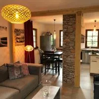 Willkommen im Casa Felice, der Wohlfühl Oase mit Balkon, 4 Betten und Homeoffice Platz, hotel u gradu Aidlingen