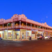 Hotel Corones, hotell i nærheten av Charleville lufthavn - CTL i Charleville