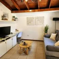 Casa 2 ambientes en Tesei, Hurlingham – hotel w mieście Morón