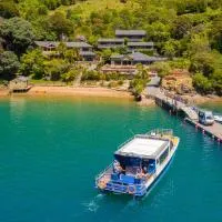 Lochmara Lodge - 20mins by boat from Picton, hotel en Lochmara Bay
