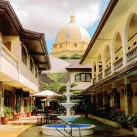 Solano Hotel & Resort At Casa Ysabel, hotel u gradu 'Lipa'