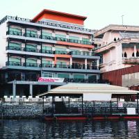 River Kwai View Hotel - SHA Extra Plus Certified، فندق في مدينة كانشانابوري