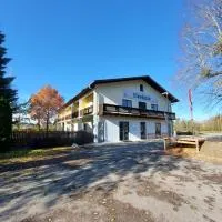 Pension Schager, hotel v mestu Mühling