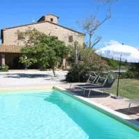 Podere Campo alle Serpi、ビッボーナのホテル