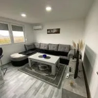 Apartment B&E，圖茲拉的飯店