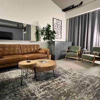 San Diego Gaslamp Loft Getaway