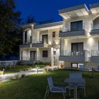 Ammothines Beach Suites, Hotel in Chrisi Ammoudia