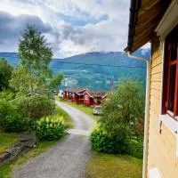 Nesset Fjordcamping, hotel din Olden