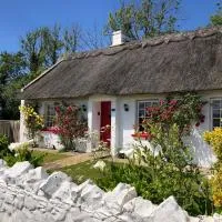 Clannad Cottage, hotel a Arboe