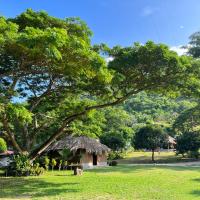 Tayrona Cachaco River Ecohostal โรงแรมในเอลไซโน