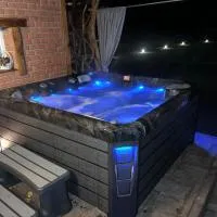CHILL Village - Osikowy Apartament, hotel v destinaci Nowinka