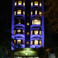 Regal Enclave – hotel w dzielnicy Khar w Bombaju