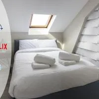 Modern apartement in the city center.، فندق في بواسي