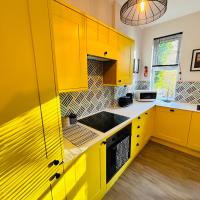 Stylish 3 Bed Flat In Leeds