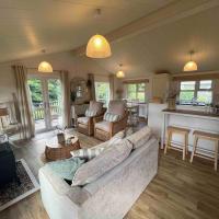 Waterside Lodge, Weybourne, Holt